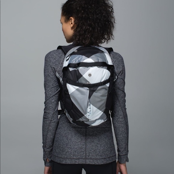 Lululemon “Run All Day” BackPack - Picture 1 of 7